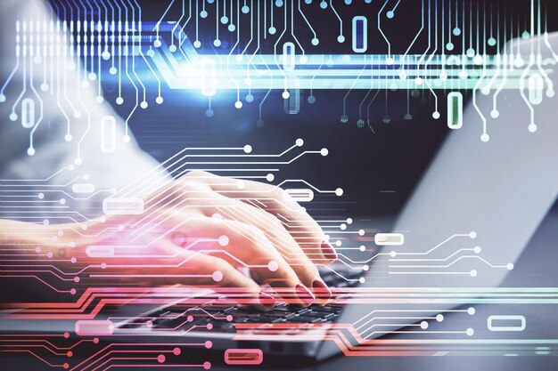 Exposición múltiple de manos de mujer trabajando en computadora y concepto de tecnología de dibujo de holograma de tema de datos
