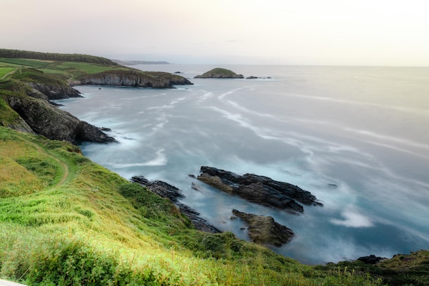 exposición prolongada del mar en la costa de Asturias