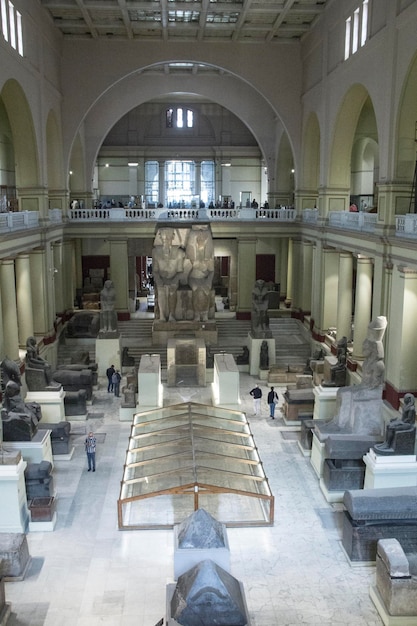 Exposiciones antiguas de fama mundial en el Museo Egipcio de El Cairo, Egipto