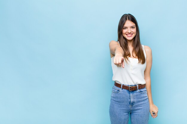 expressiva jovem bonita