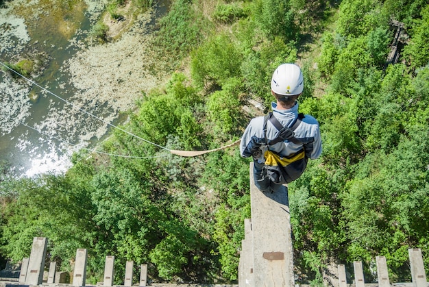 Extreme sports ropejumping