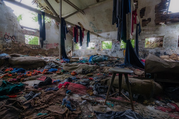 Fábrica textil abandonada