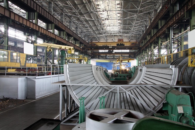Fabricación de turbinas hidráulicas La gran máquina de producción de turbinas Grandes partes de la planta