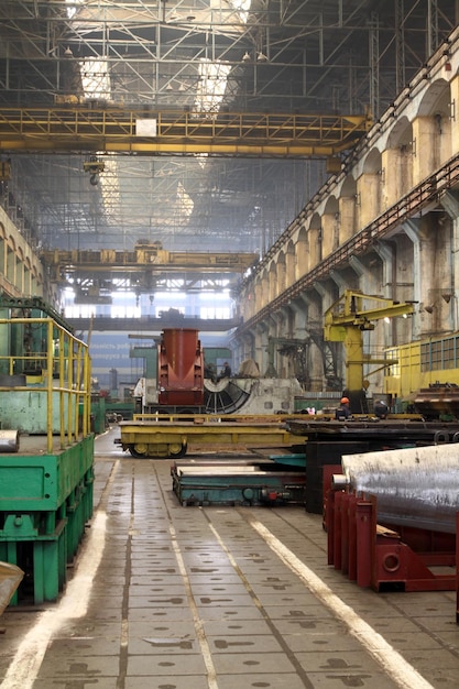 Fabricación de turbinas hidráulicas La gran máquina de producción de turbinas Grandes partes de la planta