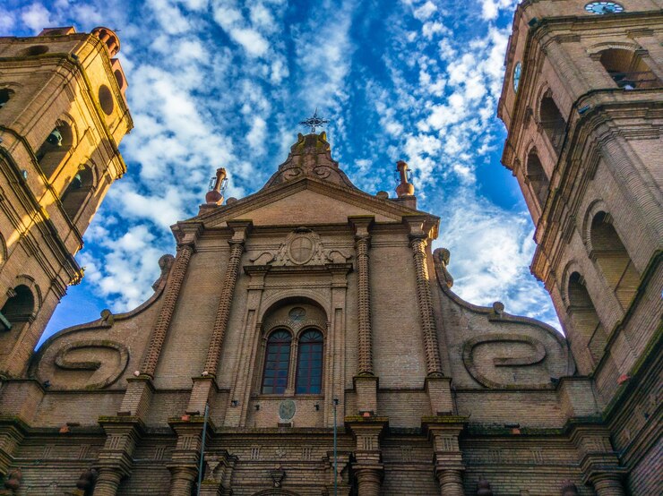 Facada de la Catedral Metropolitana Basílica Menor de San Lorenzo de Santa Cruz de la Sierra Bolívar