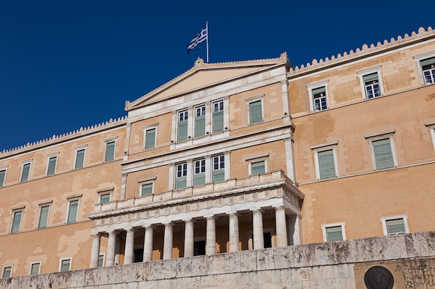 La fachada del actual edificio del Parlamento helénico, Antiguo Palacio Real