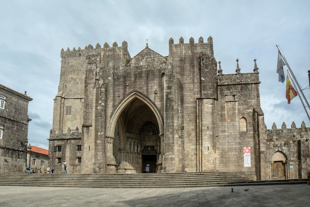 Fachada de la Catedral de Santa María de Tui en Pontevedra