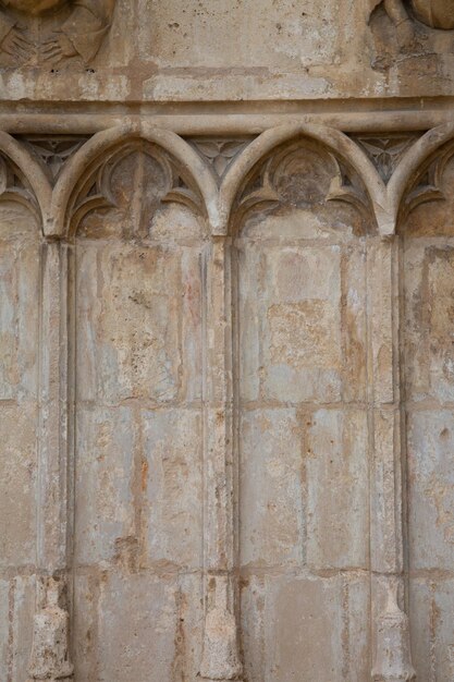 Fachada da Igreja St Mary com padrão de design de pedra, Morella, Espanha