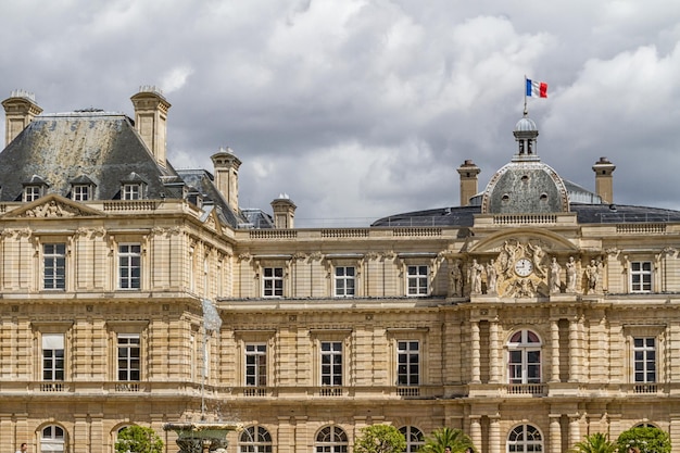 Fachada do Palácio de Luxemburgo Palais de Luxembourg em Paris França