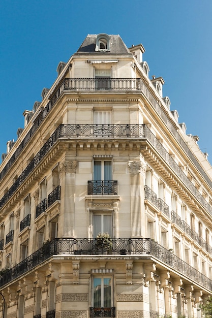 La fachada del edificio parisino