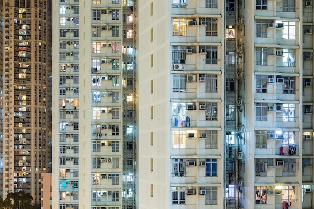 fachada de un edificio urbano