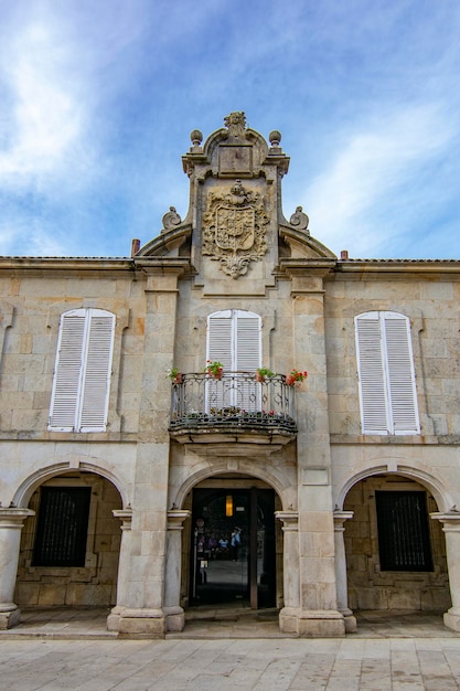 Fachada del Pazo de Mugartegui en Pontevedra