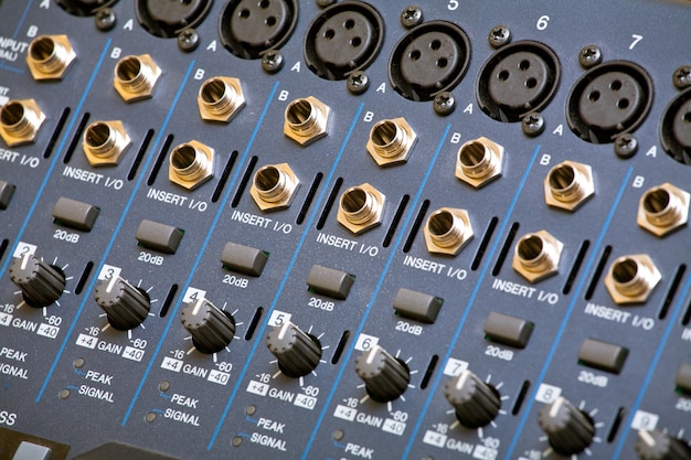 Faders Sound-Mixer-Bedienfeld