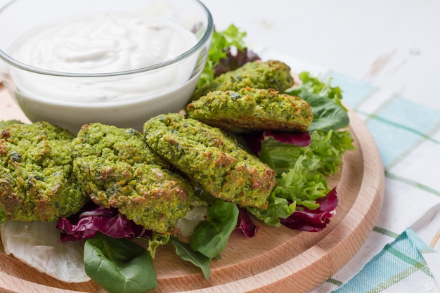 Falafel y crema agria