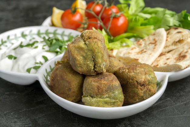 Falafel, un plato tradicional israelí de garbanzos.