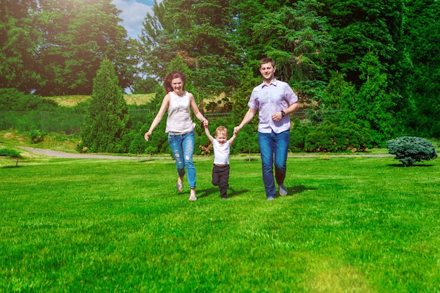 Foto familia - disfrutando la vida juntos