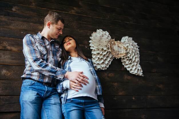 Familia esperando bebe