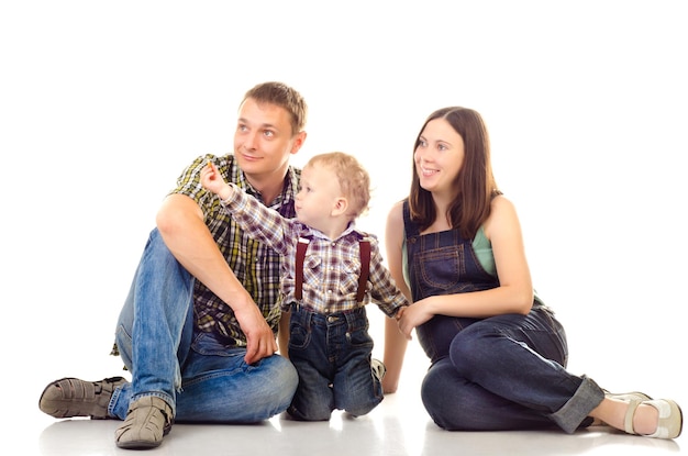 familia feliz, aislado, en, un, fondo blanco