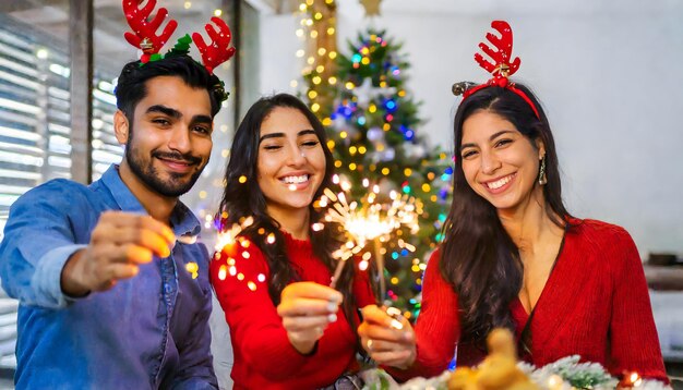 familia feliz en Navidad