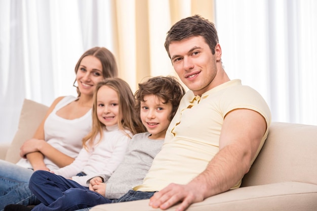 Familia feliz