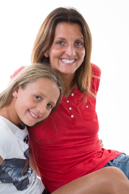 Foto familia madre e hija sonriendo felicidad concepto de amor