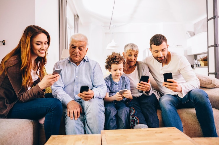 Foto família passando tempo juntos em casa
