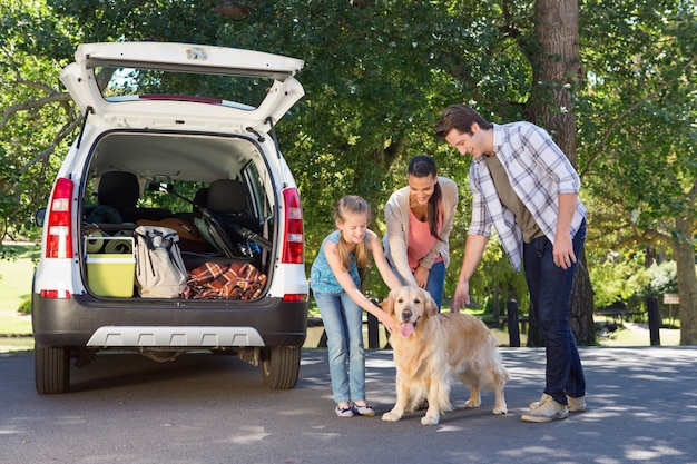 Família se preparando para ir na viagem