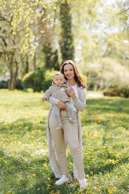 Familie genießt Walk In Park