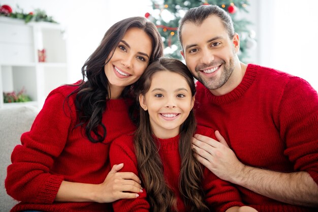 Familienporträt am Weihnachtstag