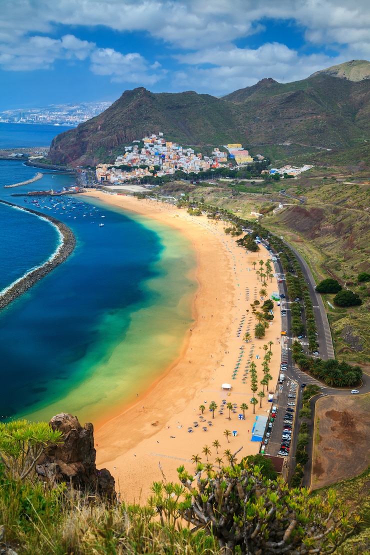 Foto famosa playa cerca de santa cruz de tenerife