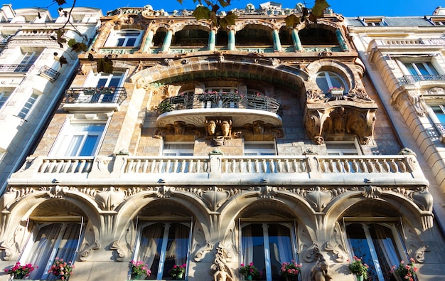 El famoso edificio Lavirotte París Francia