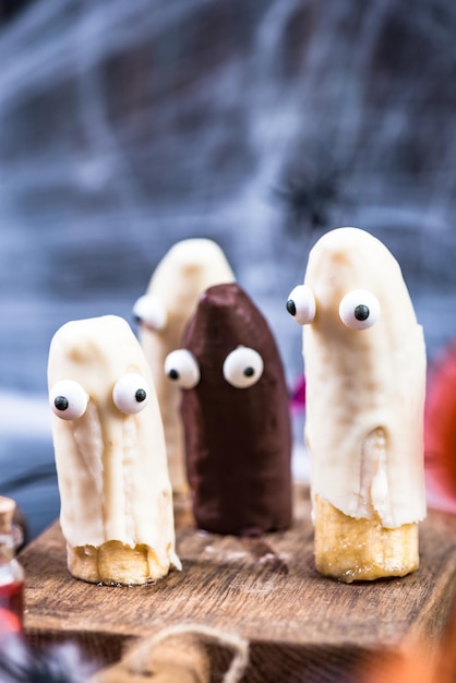 Fantasma de banana engraçado Helloween comida de festa infantil