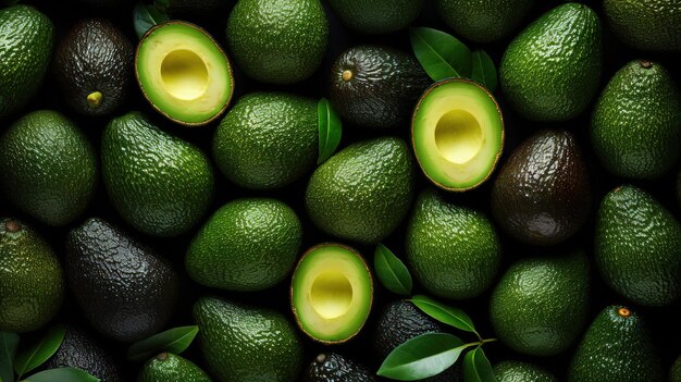 farbenfroher Hintergrund reifer Avocados von oben