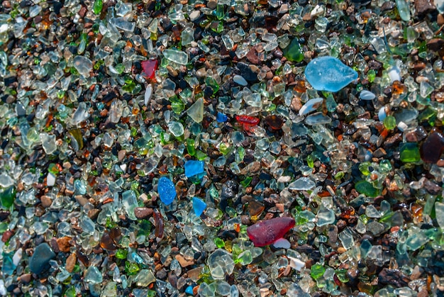 Farbige Gläser im Meer Exotisch