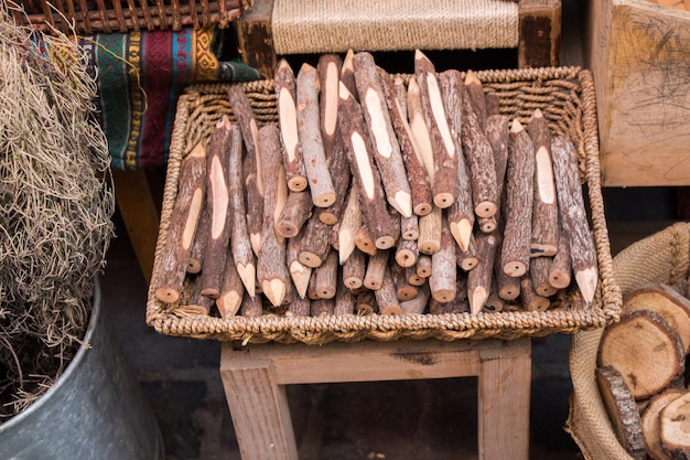 Farbstift aus echtem Stabholz