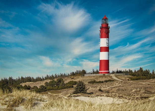 Faro de Amrum en la reserva natural de Amrum Dunes en Alemania