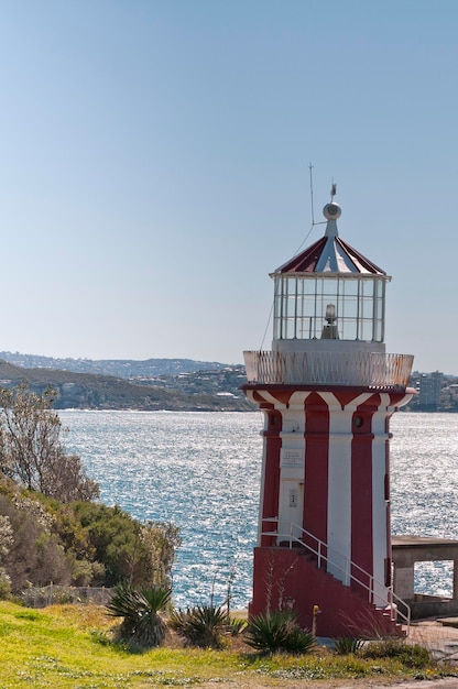 El faro en la bahía de Sydney Watson