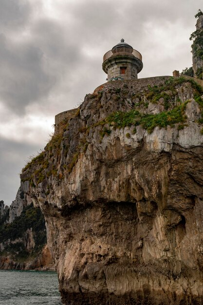 Faro de Caballo en la Costa - Cantabria