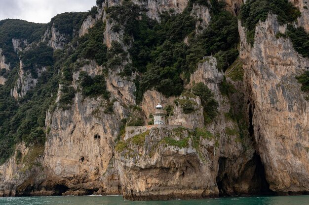 Faro de Caballo en la Costa - Cantabria