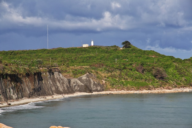 Faro en la costa oeste de la isla sur, Nueva Zelanda