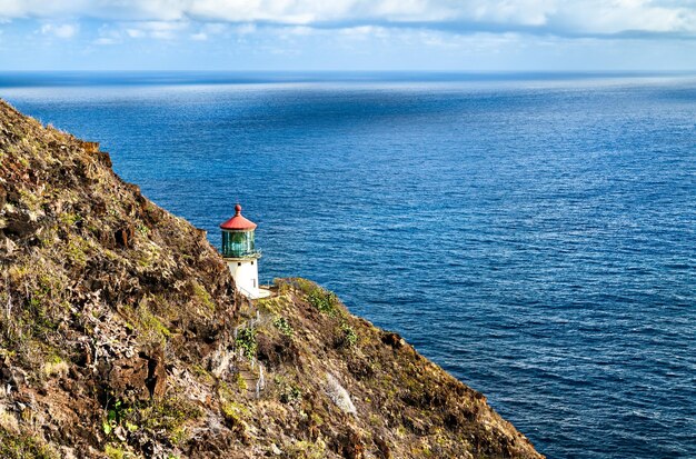 Faro de Makapuu en la isla de Oahu en Hawai