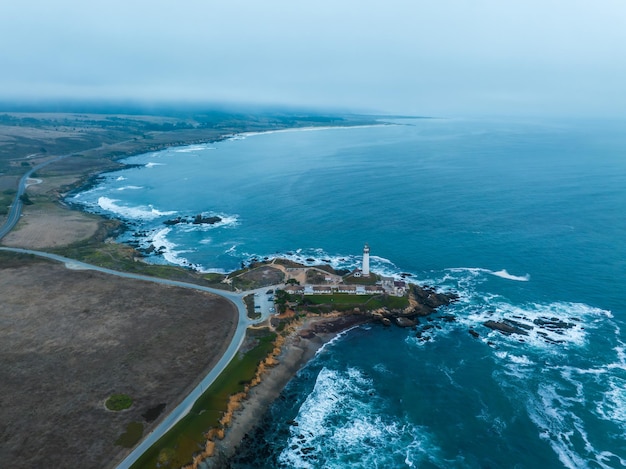 El faro de Pigeon Point, vista aérea del faro