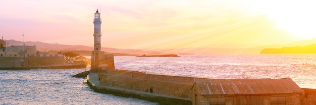 Farol ao pôr do sol, Chania, Creta, Grécia