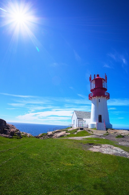 Farol de Lindesnes mundialmente famoso no sul da Noruega