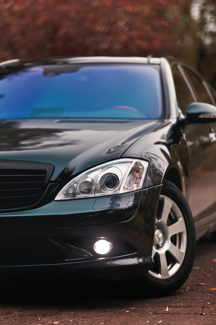 Foto faros de coche moderno