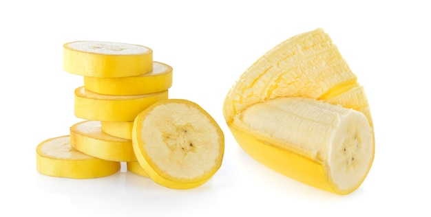 Fatia de banana isolada