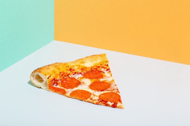 Fatia de pizza de calabresa laranja cinza turquesa papel fundo foto moderna de alta qualidade