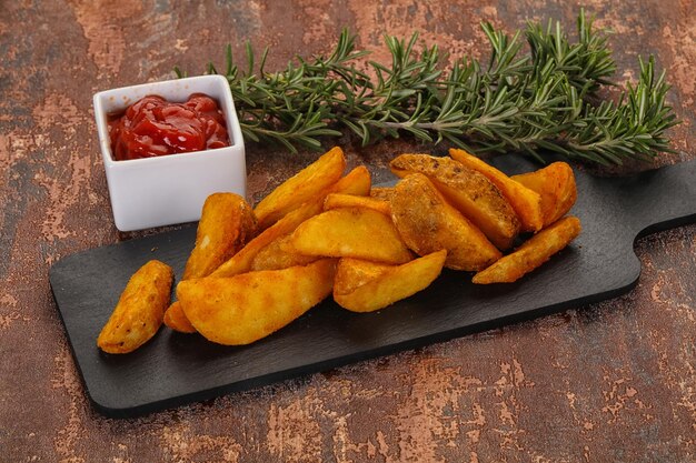 Fatias de batata frita