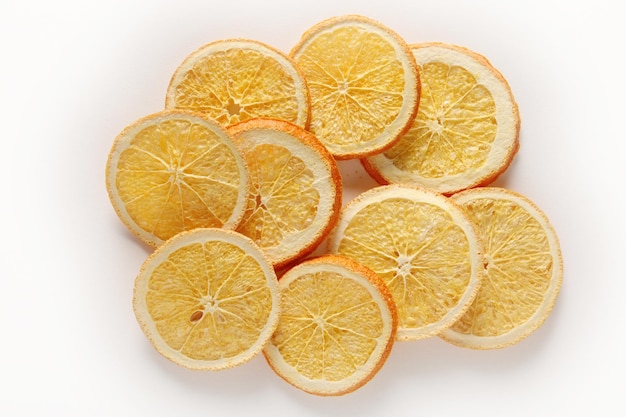 Fatias de laranja congeladas e secas