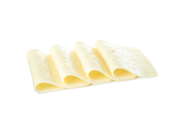Fatias de queijo duro isolado no fundo branco
